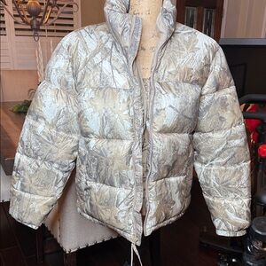 Hollister Camouflage Puffer Jacket